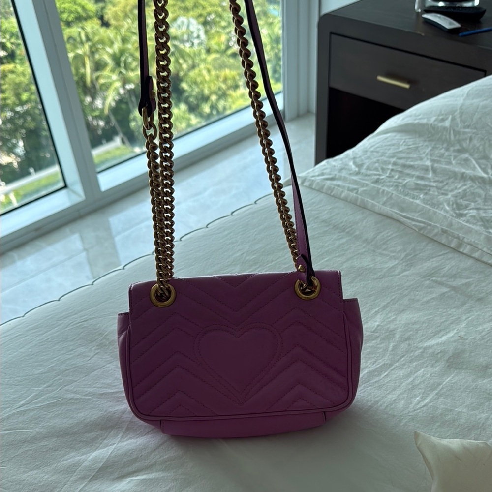 Gucci Purple Chevron GG Shoulder Bag with Gold Chain - Picture 3 of 3